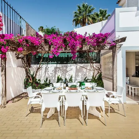 Marina View Villa *